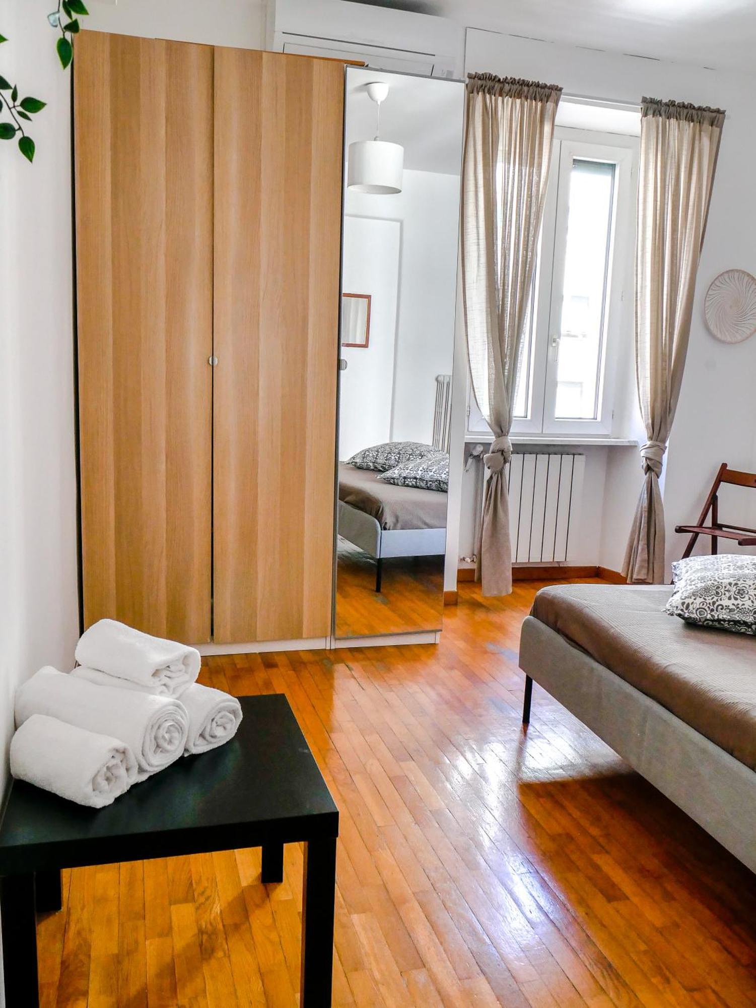 Modern 1 Bedroom Near Metro Roma Exterior foto